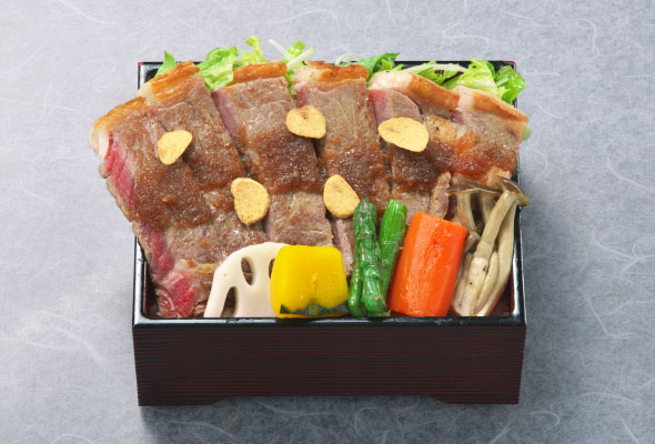 牛ステーキ重 2,500円